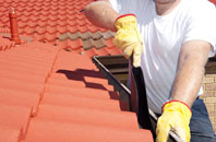 Exfords Green gutter repair